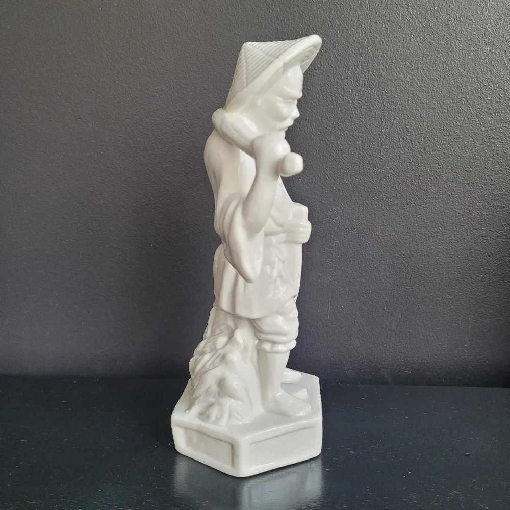 Vintage Chinese Sage Immortal White Porcelain Figurine Statue Made in Taiwan - Picture 4 of 7